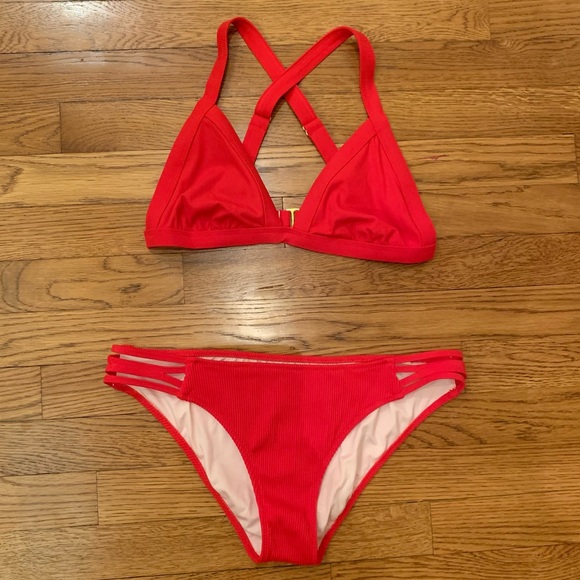 Shade & Shore Other - Red Ribbed Triangle Bikini Set